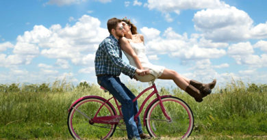 Fidanzati in cammino verso il matrimonio 2018/2019 Fidanzati in cammino verso il matrimonio 2018/2019
